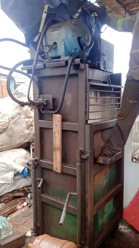 Vende se Prenca 10 mil