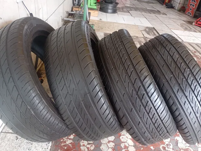 Pneus ovation ref 205 55 17 RS 250 cada 1