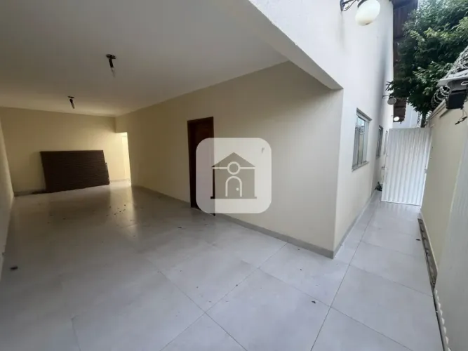 Casa para venda no bairro Segismundo Pereira