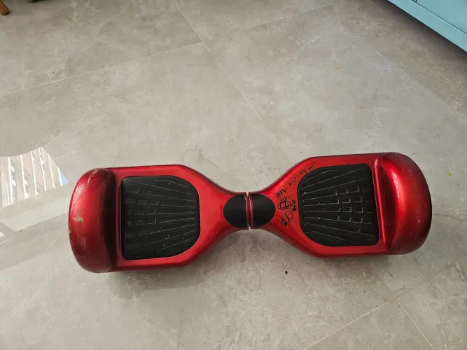 Hoverboard Liba Vermelho 6.5" - Ótimo Estado de Funcionamento