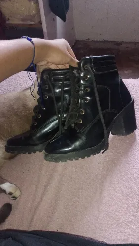 Vende-se essa bota 