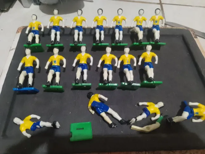 Bonecos da seleção ( peça de colecionador)