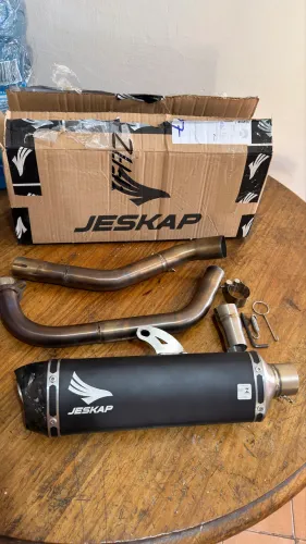 Escapamento esportivo JESKAP CB Twister 300f