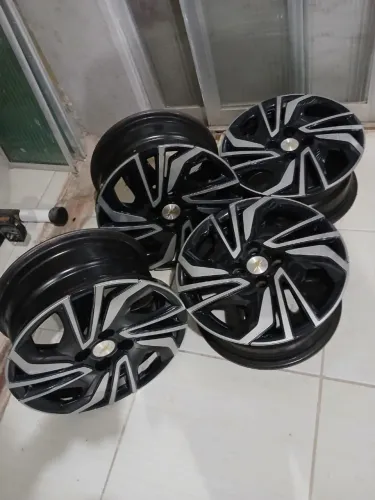 Jogo de rodas de ferro aro 15 com carlotas onix Chevrolet 2025