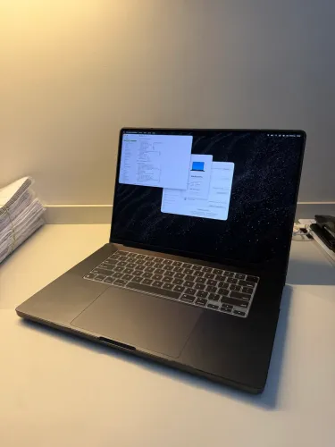 MacBook M4 Pro Max 48gb/1TB Preto - 6 ciclos 