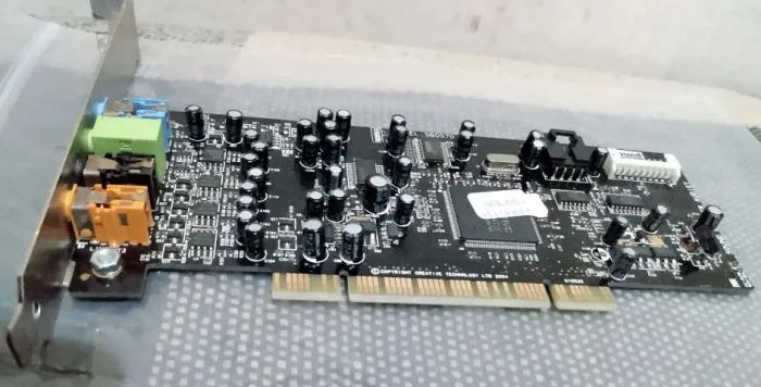 Placa de som Soundblaster SE Audigy 24Bit Digital 7.1 Canais PCI