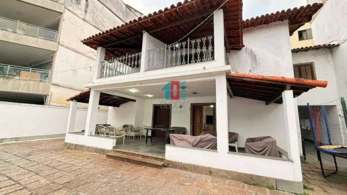 Recreio dos Bandeirantes | Casa de Rua 7 quartos, sendo 3 suites