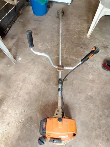 Roçadeira STHIL FS120