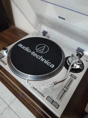 Toca Discos Audio Technica ATLP120USB Prata