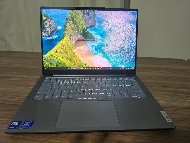 Lenovo Yoga slim 7i ultra 5 16gb ram OLED