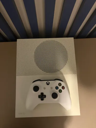 XBOX ONE S, SEM AVARIA ACEITO OFERTAS 