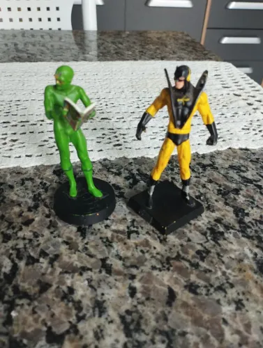 BONECOS MINIATURAS DE CHUMBO 