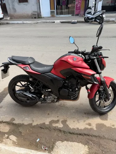 Vendo Fazer 250