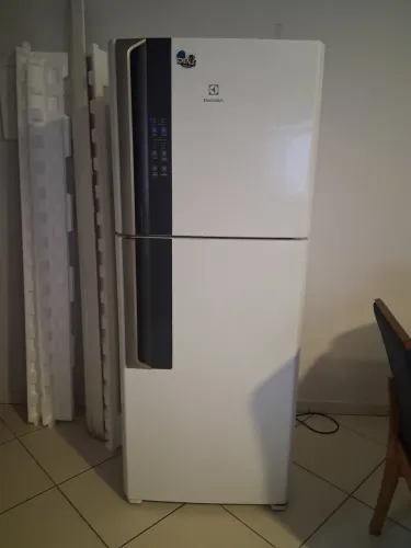 Geladeira electrolux