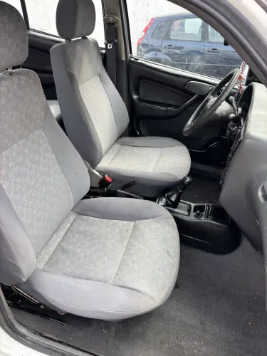 Volkswagen Parati 1000 MI 16V 2P E 4P 1998