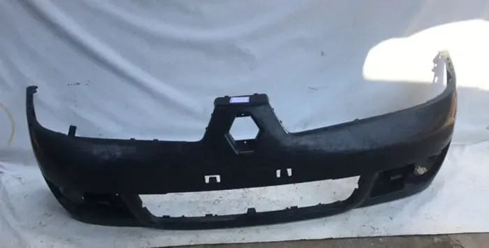 Parachoque Dianteiro Renault Clio Preto 2008/2012 c/ detalhe