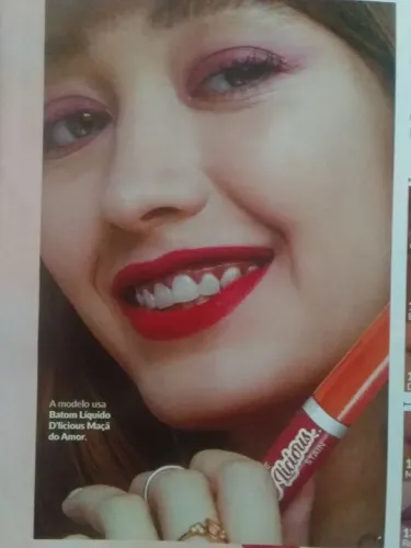 Batom líquido mate delicius ( maçã do amor) avon