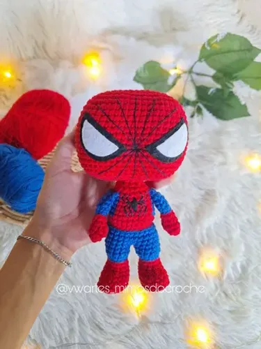 Homem-Aranha Amigurumi Crochê