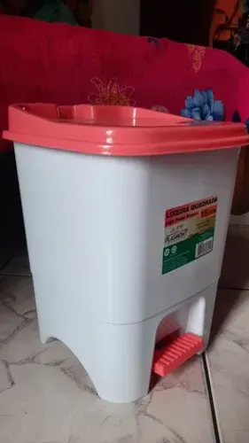 Lixeira quadrada 15 litros