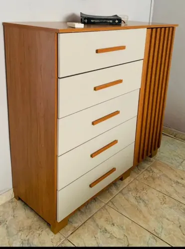 CÔMODA BENETIL