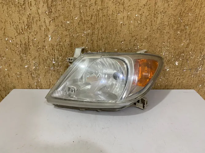 Farol esquerdo Hilux SRV 2005/2006/2007/2008