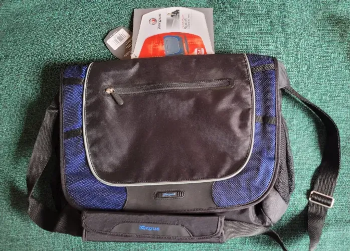 Maleta Notebook Case Targus Messenger Sport 
