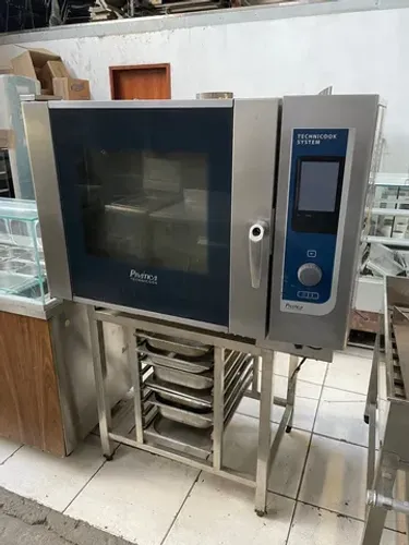 Forno combinado 6 GNs a gás Prática 