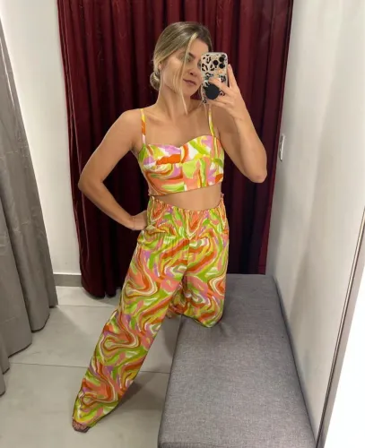 Roupas diversas feminina, Chic, Cara de Nova!