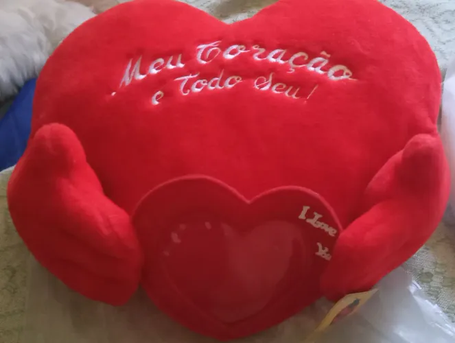 Coração pelúcia com porta retrato 