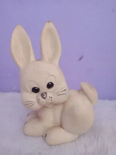 Brinquedo Antigo. Boneco Coelho Vinil. Coelhinho da Estrela medindo 17cm de altura