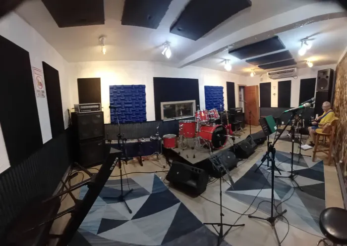Estudio Ensaios e Gravações .