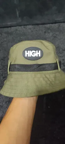 Sasá High