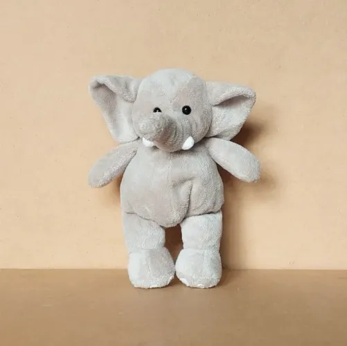 brinquedo - pelúcia elefante bege/marrom (usada)