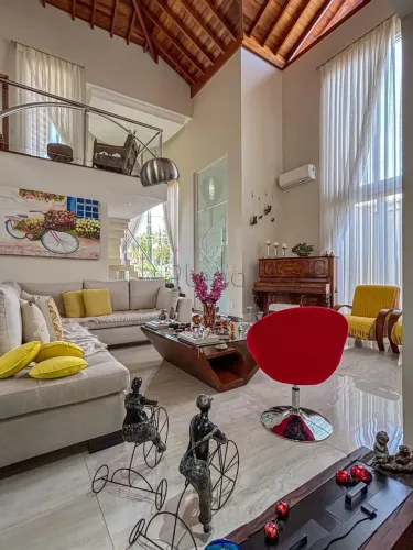 Sobrado à venda em Campinas, Swiss Park, com 4 suítes, com 367 m²
