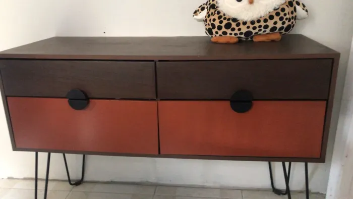 Vendo Rack/ Aparador para sala.