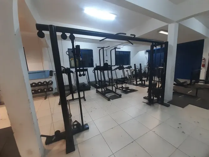 Academia completa em funcionamento. Oportunidade!