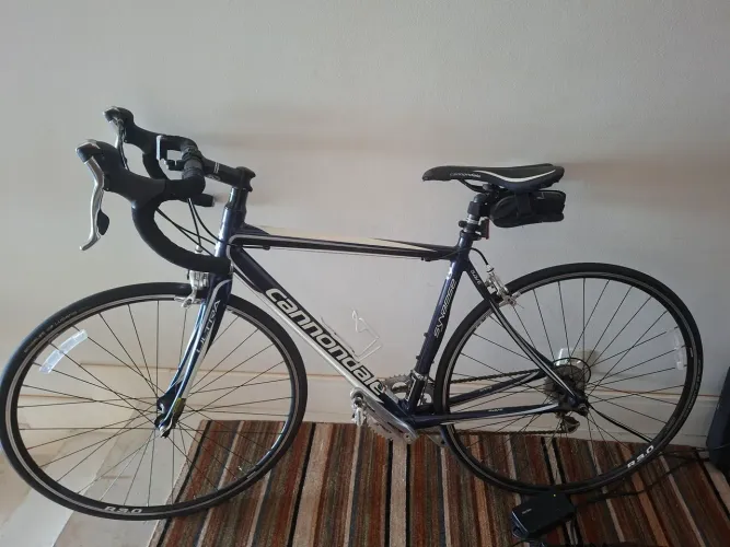 Bicicleta speed cannondale 