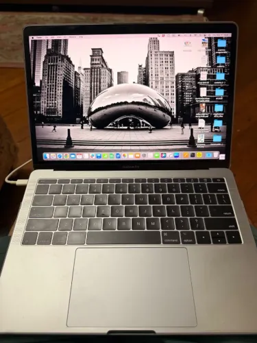 Apple Macbook Pro A1708 ( 2017) Prata 13.3  128gb