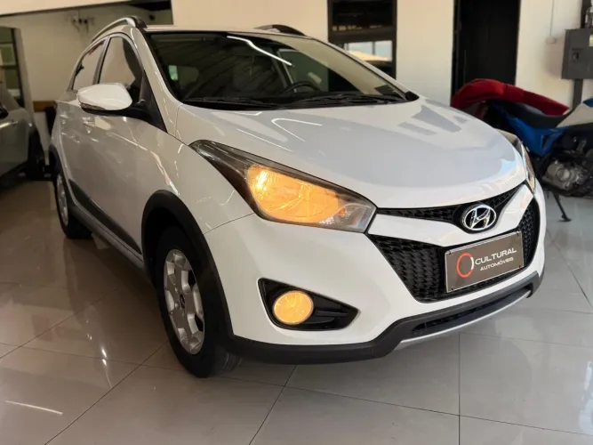 Hyundai HB20X Premium 1.6 Flex 16V Aut. 2014