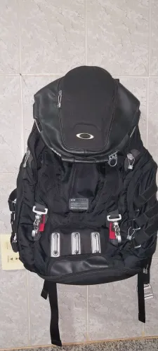 MOCHILA OAKLEY