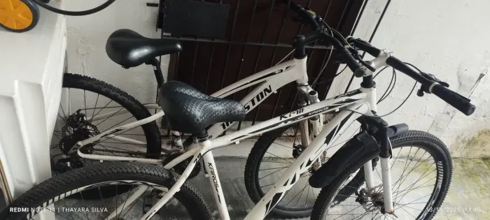 VENDO DUAS BICICLETAS