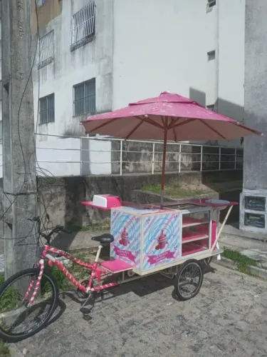 FOOD BIKE COM VITRINE E CAIXA TÉRMICA 30 LITROS + PIA E TORNEIRA(AUTOMÁTICA)