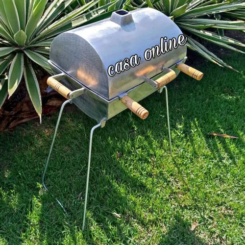 CHURRASQUEIRA GRANDE EM ALUMÍNIO BATIDO