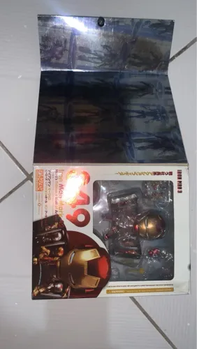 Iron Man Mark 42 - Nendoroid