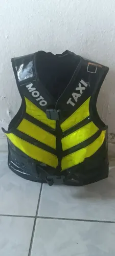 Colete moto táxi 