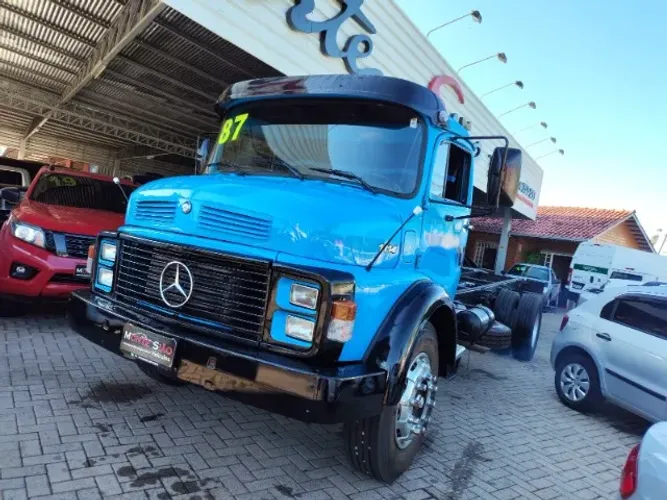 ***MERCEDES BENS***