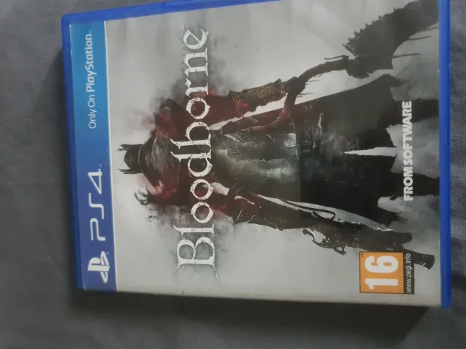 Bloodborne ps4 media fisica