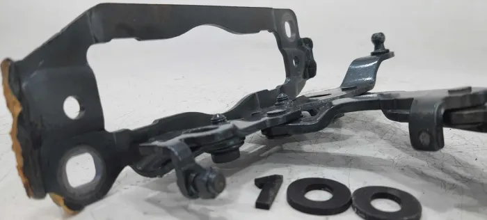 Braço Capo Lado Esquerdo Mercedes-benz C180 2012 V2267 