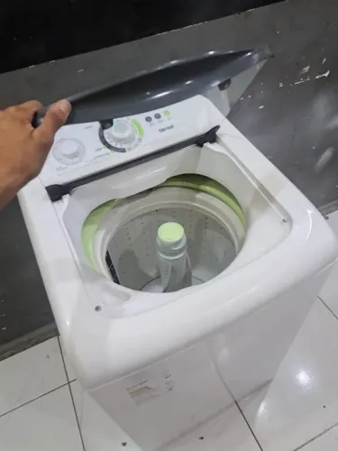 Máquina de Lavar Cônsul 9 kg - Semi-nova