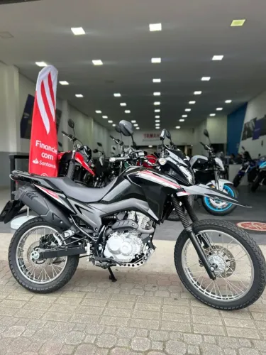 BROS 160 NXR HONDA COM BAIXO KM SEM DETALHES